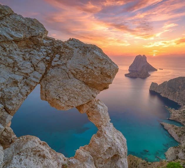 Es Vedrà & Atlantis — tour en moto de agua en Ibiza